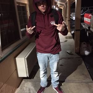 Meet your Posher, Devin